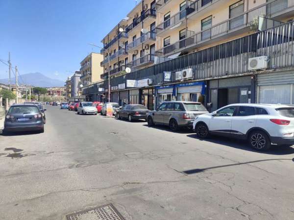 Foto Appartamento in vendita a Catania