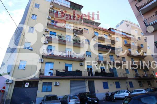 Foto Appartamento in vendita a Catania