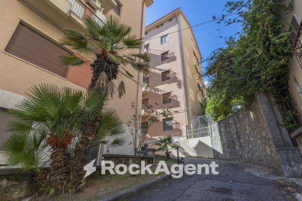 Foto Appartamento in vendita a Catanzaro