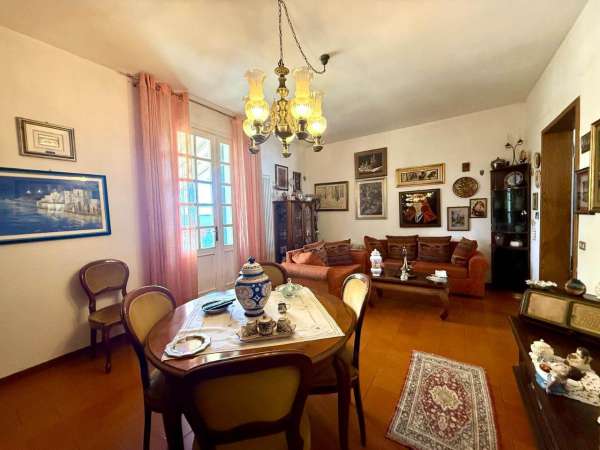 Foto Appartamento in vendita a Cecina