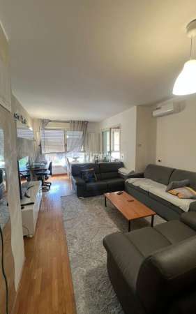 Foto Appartamento in vendita a Cesena