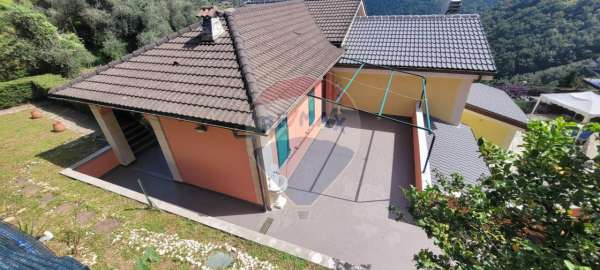 Foto Appartamento in vendita a Chiavari