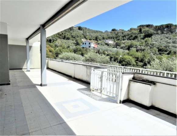 Foto Appartamento in vendita a Chiavari