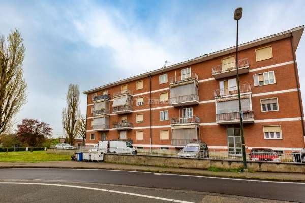 Foto Appartamento in vendita a Chieri