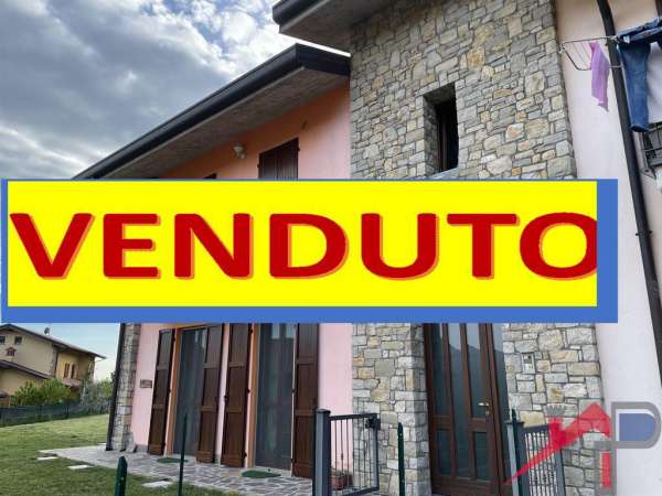 Foto Appartamento in vendita a Cisano Bergamasco
