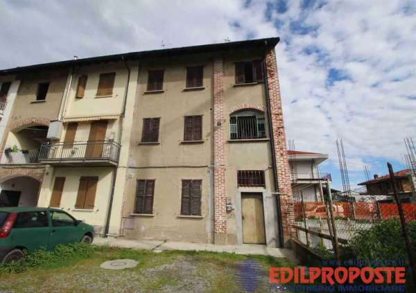 Foto Appartamento in Vendita a Cogliate