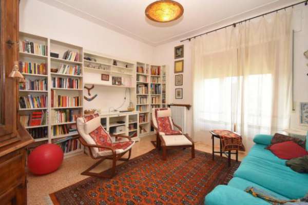 Foto Appartamento in vendita a Colle di Val d'Elsa 135 mq  Rif: 1301872