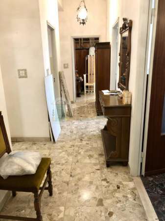 Foto Appartamento in vendita a Colle Di Val D'Elsa