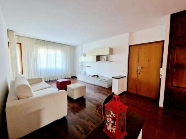 Foto Appartamento in vendita a Colli Alti - Indicatore - Signa 80 mq  Rif: 1312905