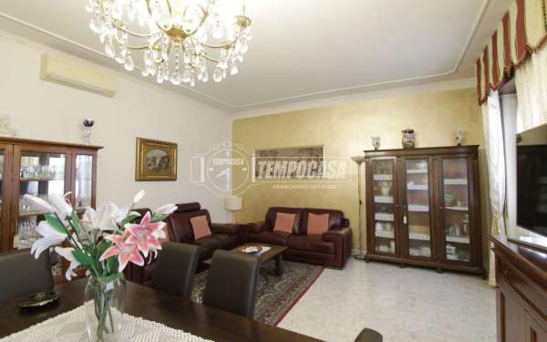 Foto Appartamento in vendita a Cologno Monzese