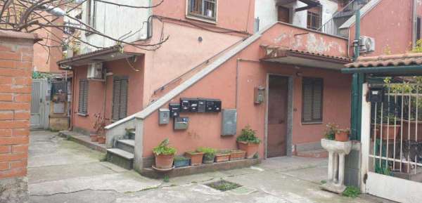 Foto Appartamento in Vendita a Cologno Monzese Via Trento,  35