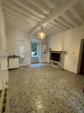 Foto Appartamento in vendita a Colonnata - Carrara 45 mq  Rif: 1135890