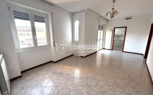 Foto Appartamento in vendita a Como