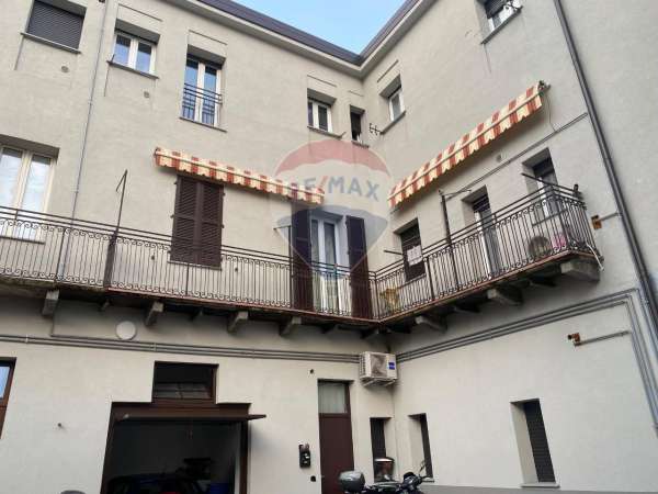 Foto Appartamento in vendita a Como
