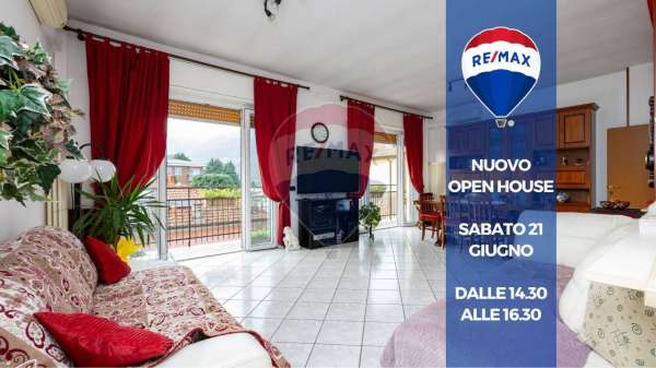 Foto Appartamento in vendita a Como
