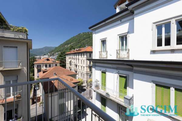 Foto Appartamento in vendita a Como