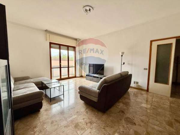 Foto Appartamento in vendita a Cremona - 4 locali 128mq