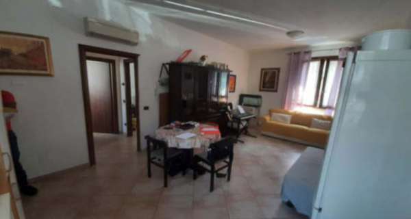 Foto Appartamento in Vendita a Dairago Piazza Giuseppe Mazzini 5