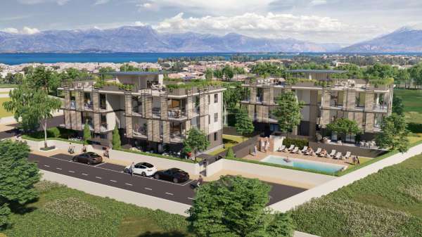Foto Appartamento in vendita a Desenzano Del Garda