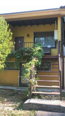 Foto Appartamento in vendita a Desenzano Del Garda