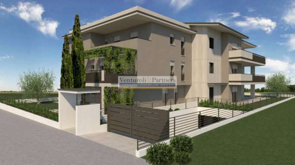 Foto Appartamento in Vendita a Desenzano del Garda Desenzano del Garda