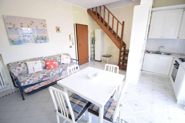 Foto Appartamento in vendita a Diano Marina