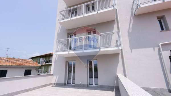 Foto Appartamento in vendita a Diano Marina