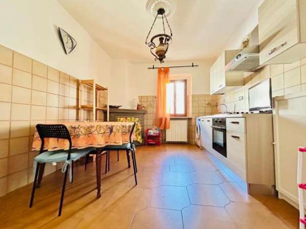 Foto Appartamento in vendita a Empoli 100 mq  Rif: 1294655