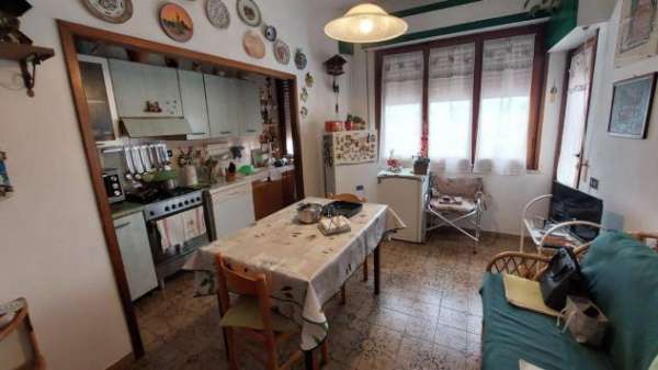 Foto Appartamento in vendita a Empoli 107 mq  Rif: 1317528