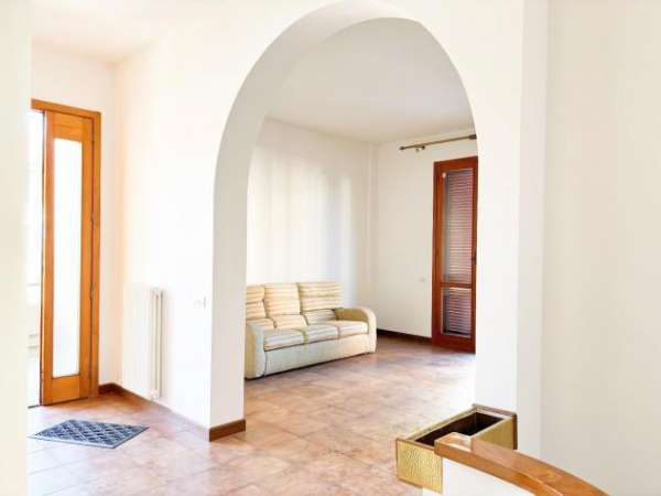 Foto Appartamento in vendita a Empoli 150 mq  Rif: 1225029