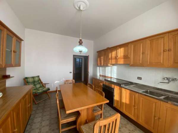 Foto Appartamento in vendita a Empoli 150 mq  Rif: 1311163