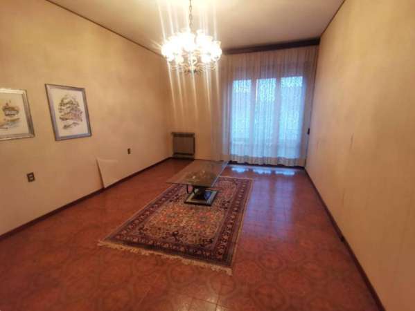 Foto Appartamento in vendita a Empoli