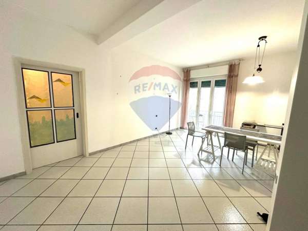 Foto Appartamento in vendita a Falconara Marittima