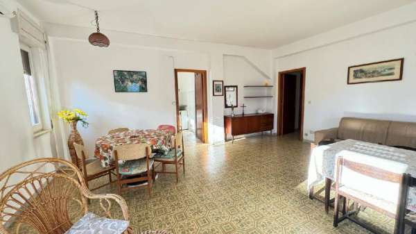Foto Appartamento in vendita a Falerna