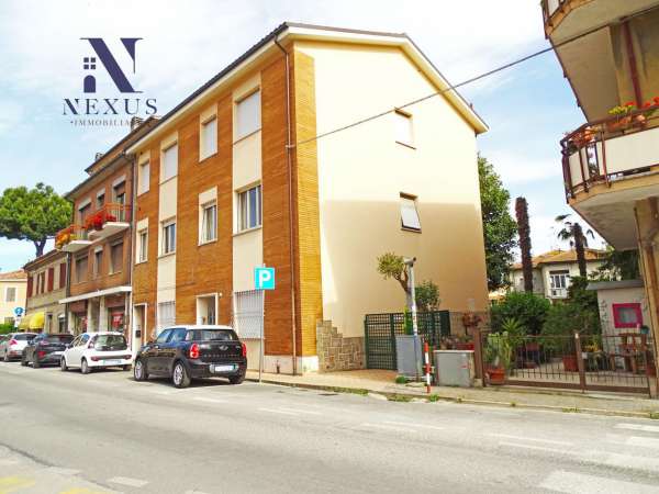 Foto Appartamento in vendita a Fano