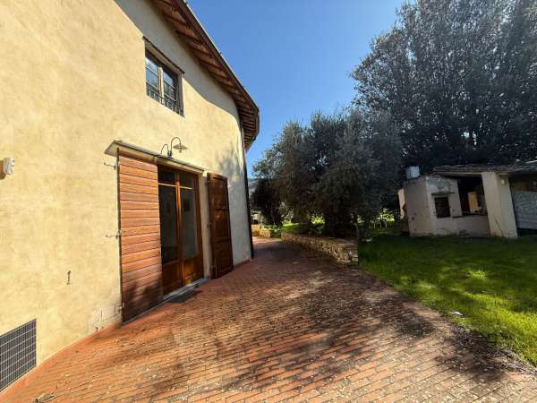 Foto Appartamento in vendita a Fiesole