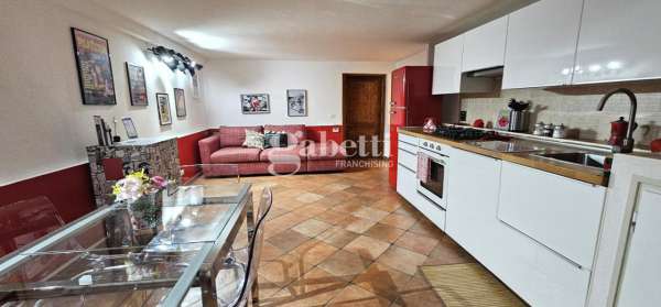 Foto Appartamento in vendita a Firenze