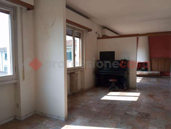 Foto Appartamento in vendita a Firenze