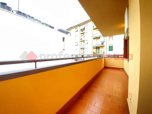 Foto Appartamento in vendita a Firenze