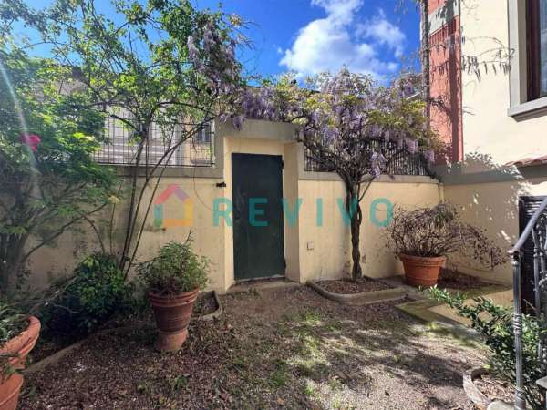 Foto Appartamento in vendita a Firenze