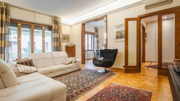 Foto Appartamento in vendita a Firenze