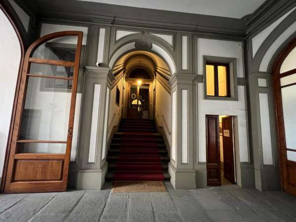 Foto Appartamento in vendita a Firenze