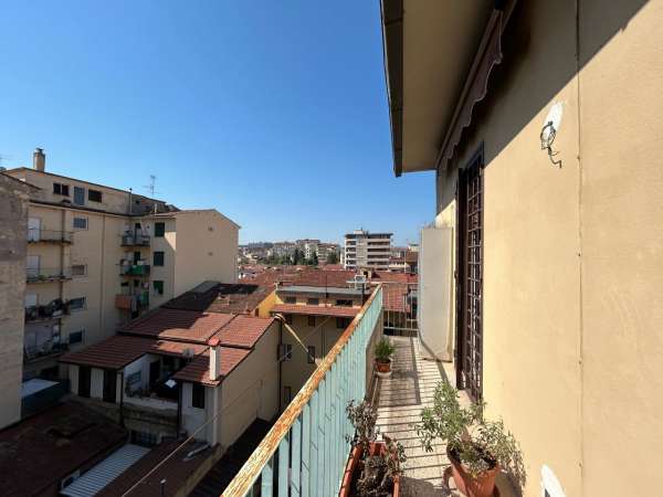 Foto Appartamento in vendita a Firenze