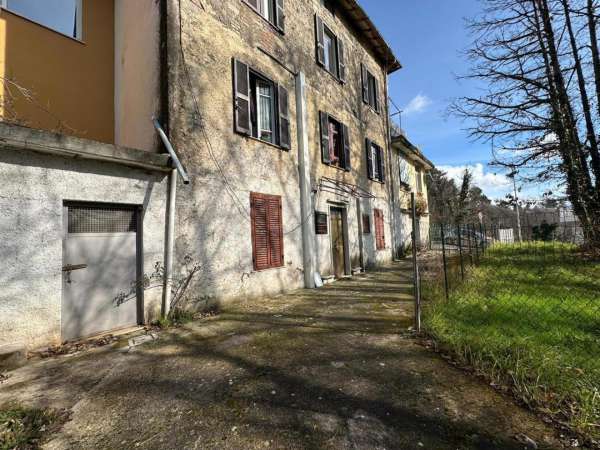 Foto Appartamento in vendita a Fiuggi