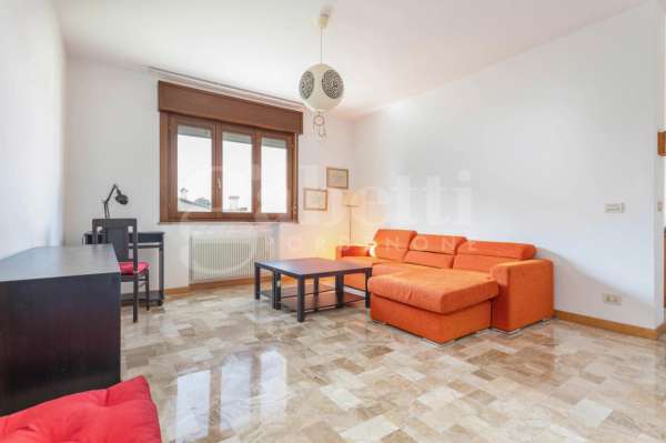 Foto Appartamento in vendita a Fontanafredda