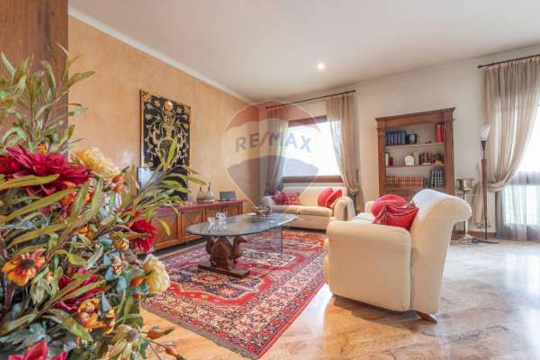 Foto Appartamento in vendita a Gallarate