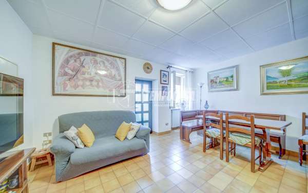 Foto Appartamento in vendita a Gallarate
