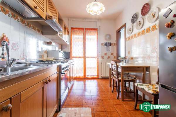 Foto Appartamento in vendita a Garbagnate Milanese