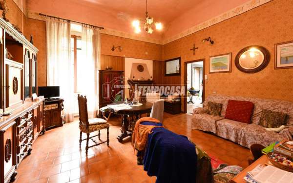 Foto Appartamento in vendita a Gargnano