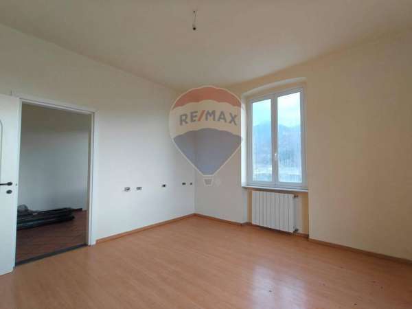 Foto Appartamento in vendita a Genova